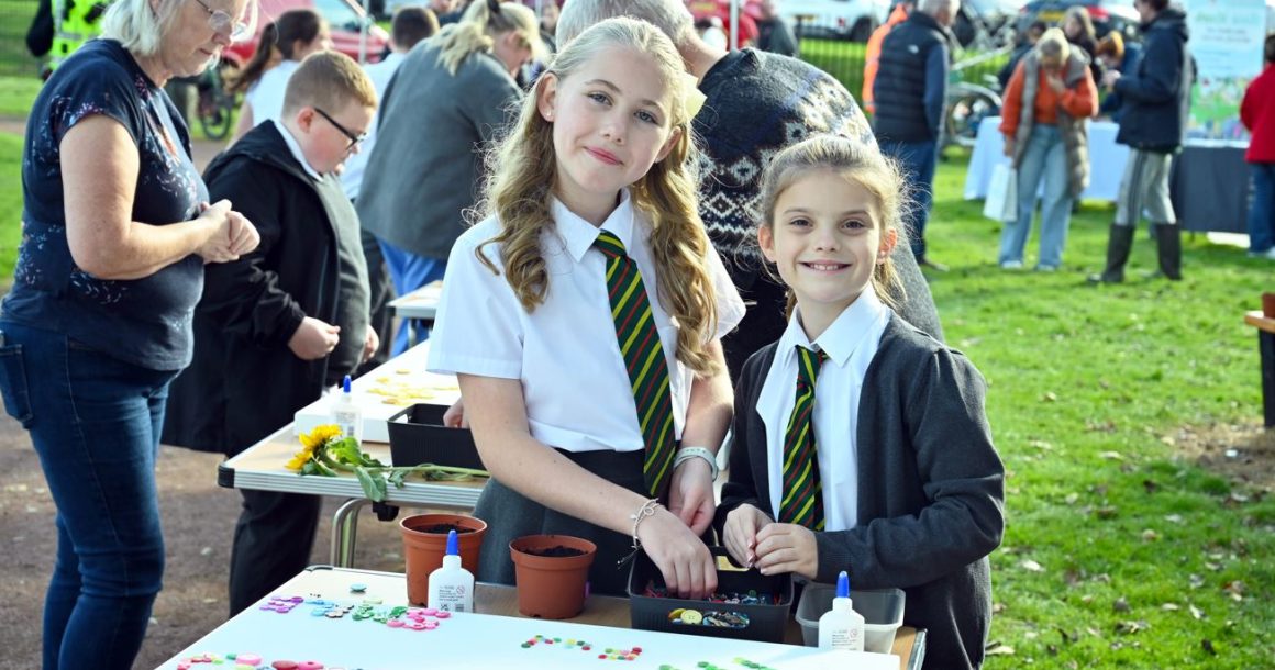 NHS Lanarkshire Celebrates World Mental Health Day 2024 with Community Garden Event